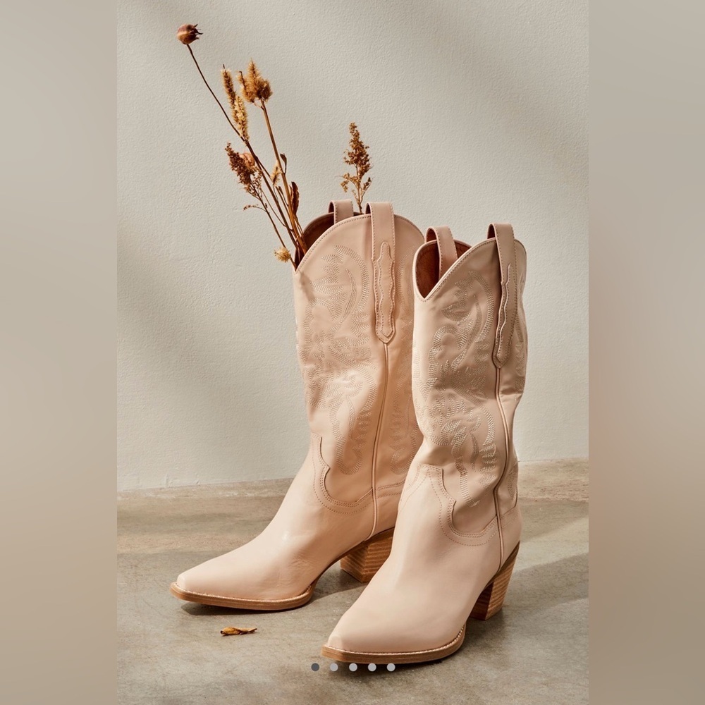 New without box Jeffrey Campbell Dagget Western Boots Color Latte Size 10 - Picture 4 of 6